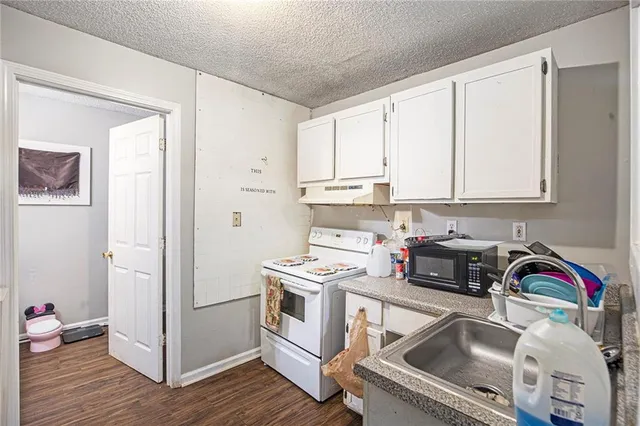 $190,000 | 3680 Highway 166, Carrollton, GA 30117