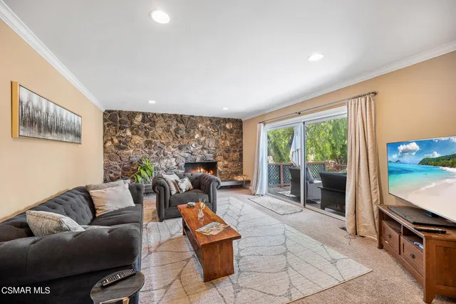 $7,000 | 167 Rimrock Road, Thousand Oaks, CA 91361