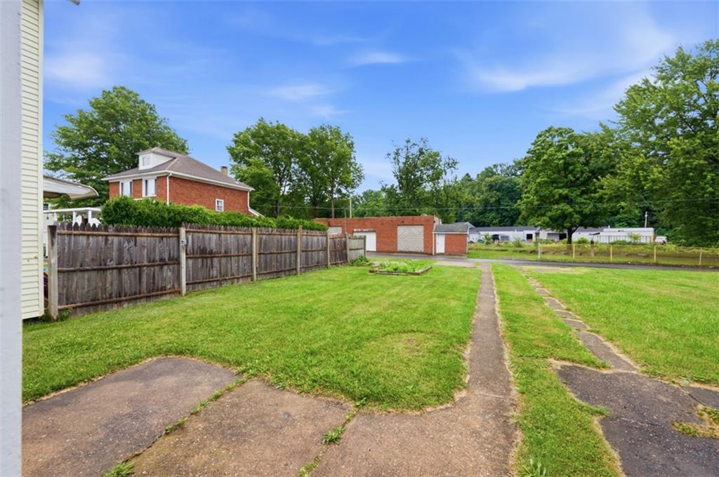 519 3rd Avenue Carnegie, PA 15106 - Photo 22 of 33