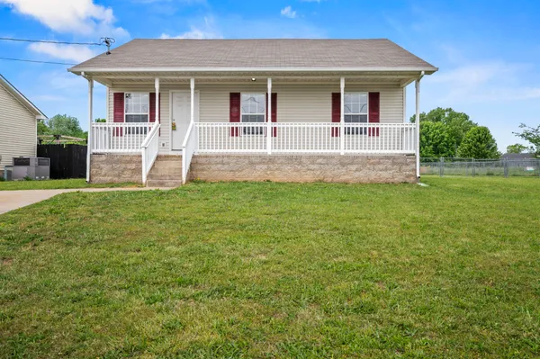$1,295 | 202 Jenna Avenue, Oak Grove, KY 42262