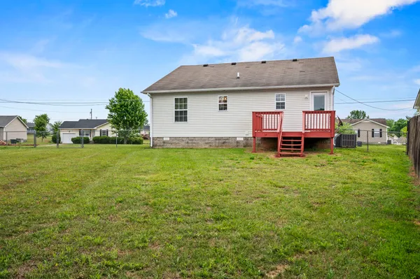 $1,295 | 202 Jenna Avenue, Oak Grove, KY 42262