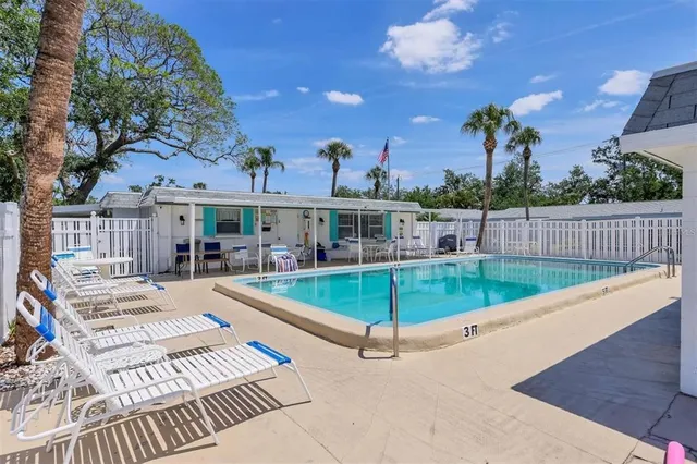 $125,000 | 6067 Arlene Way, Unit 5, Bradenton, FL 34207