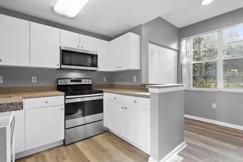 $3,750 | 4822 Chancellor Drive, Unit 20, Jupiter, FL 33458