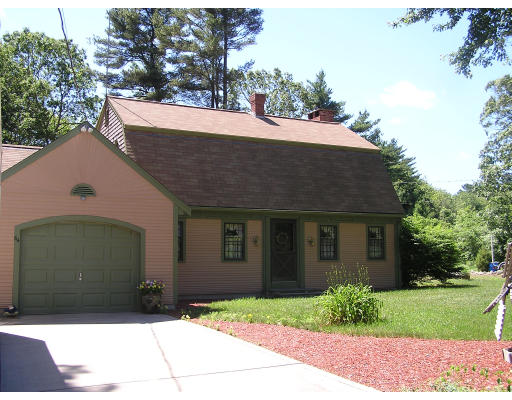 64 Fearing Hill Road Wareham, MA 02576 - Photo 2 of 14 Gallery Image 2