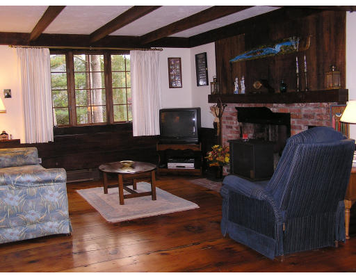 64 Fearing Hill Road Wareham, MA 02576 - Photo 3 of 14 Gallery Image 3