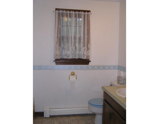 64 Fearing Hill Road Wareham, MA 02576 - Photo 8 of 14 Gallery Image 8