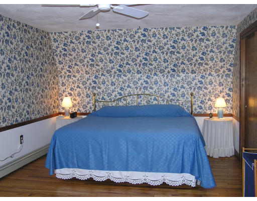64 Fearing Hill Road Wareham, MA 02576 - Photo 9 of 14 Gallery Image 9