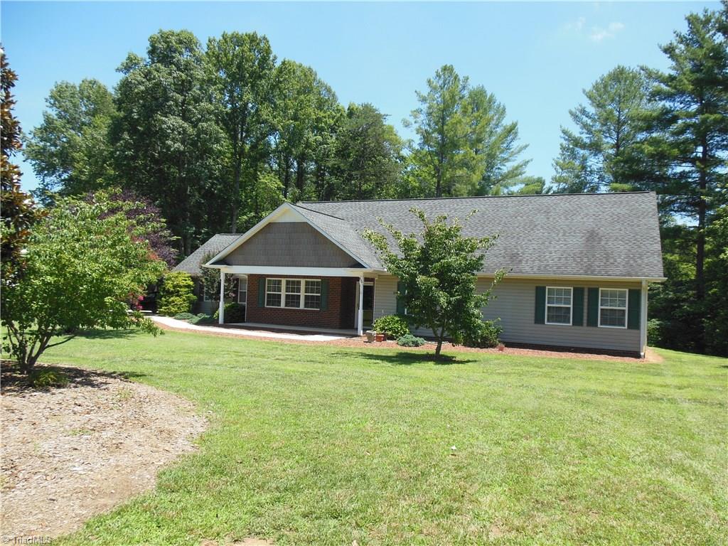 894 Carson Road Pilot Mountain, NC 27041 - Photo 2 of 30 Gallery Image 2