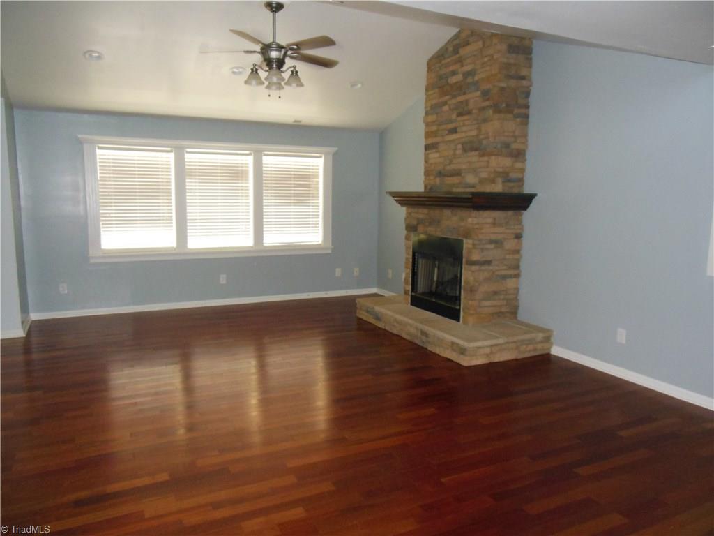 894 Carson Road Pilot Mountain, NC 27041 - Photo 11 of 30 Gallery Image 11