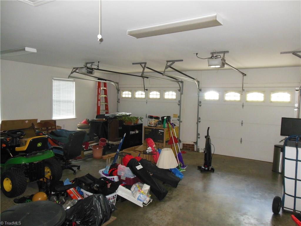 894 Carson Road Pilot Mountain, NC 27041 - Photo 25 of 30 Gallery Image 25