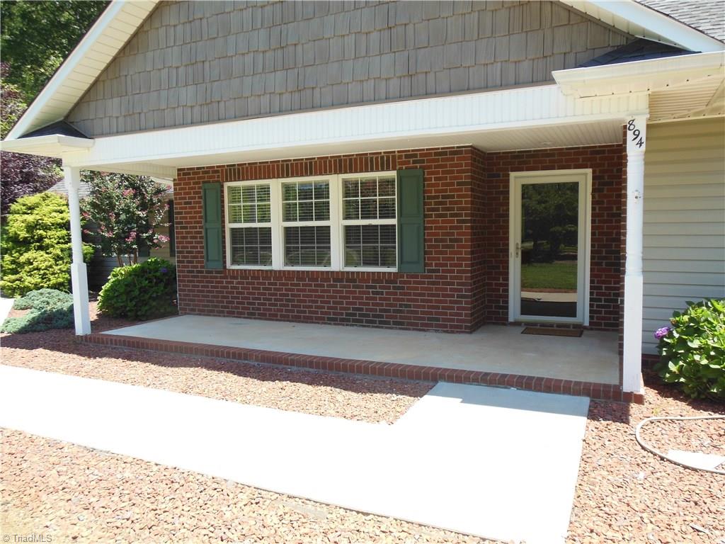 894 Carson Road Pilot Mountain, NC 27041 - Photo 7 of 30 Gallery Image 7
