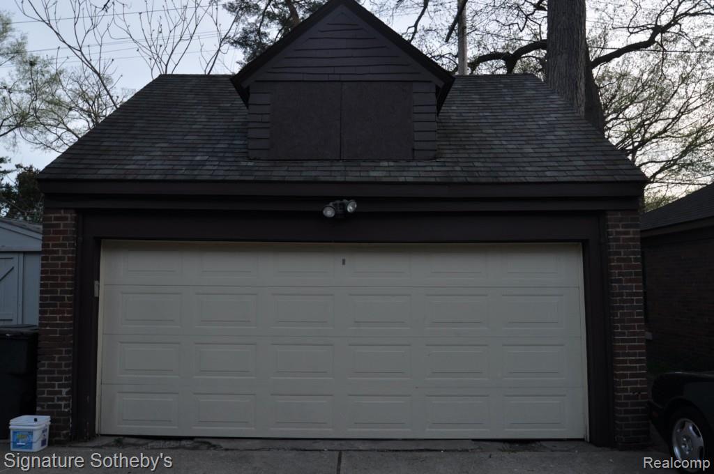 19485 Shrewsbury Road Detroit, MI 48221 - Photo 3 of 35 DSC_0265.jpg