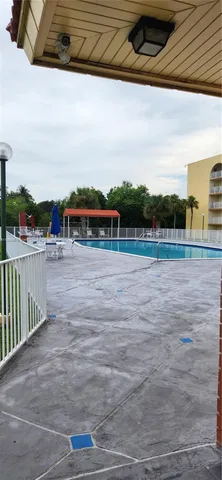 $1,600 | 7000 Northwest 186th Street, Unit 4324, Hialeah, FL 33015
