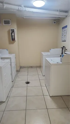 $1,600 | 7000 Northwest 186th Street, Unit 4324, Hialeah, FL 33015