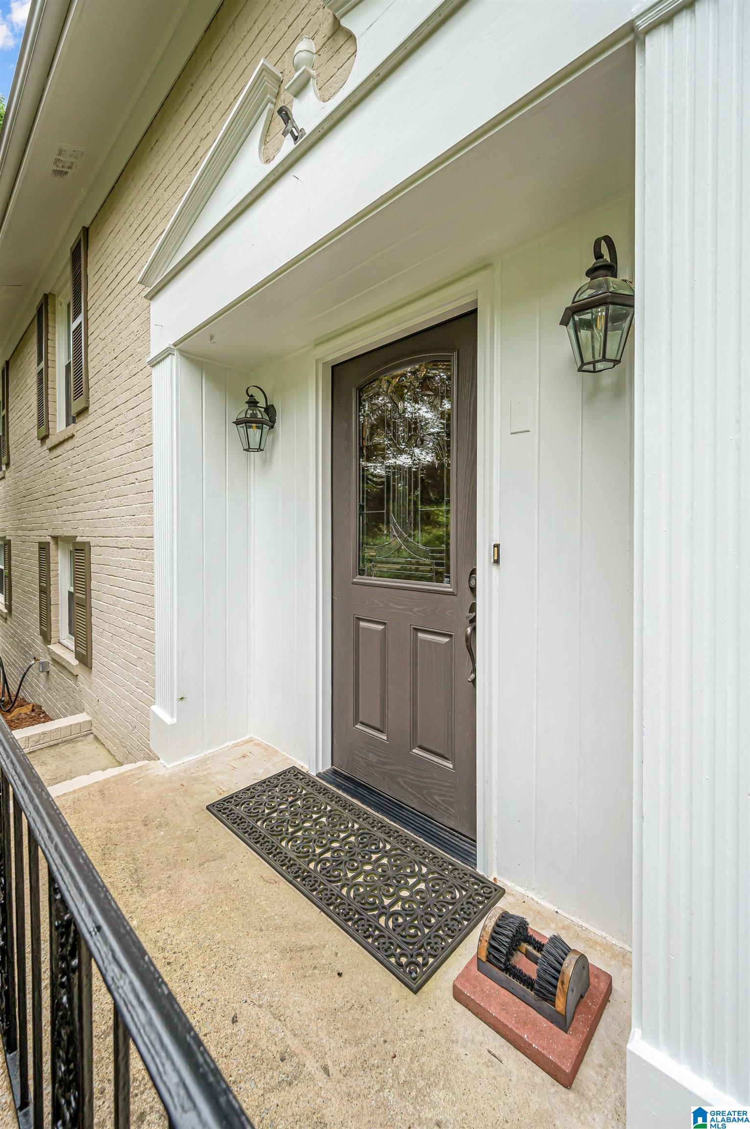 3713 Spring Valley Road Birmingham, AL 35223 - Photo 4 of 44 Gallery Image 4