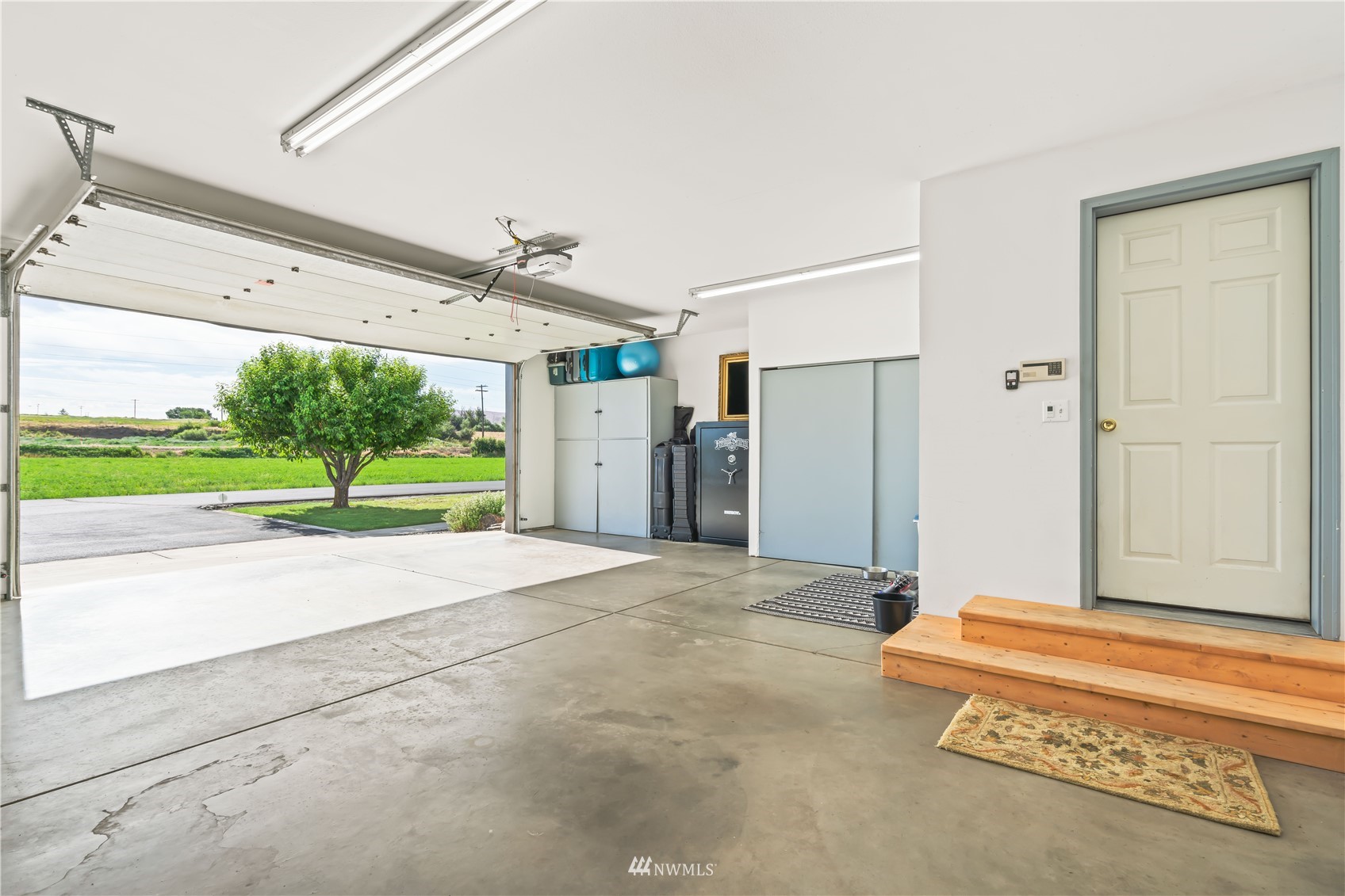 250 Rivers Edge Lane Yakima, WA 98901 - Photo 38 of 40 a view of a backyard of a house