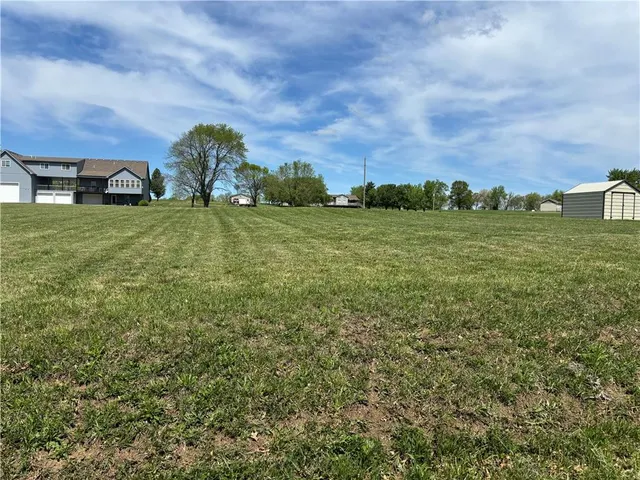 $50,000 | 1576 Lake Viking Terrace, Gallatin, MO 64640