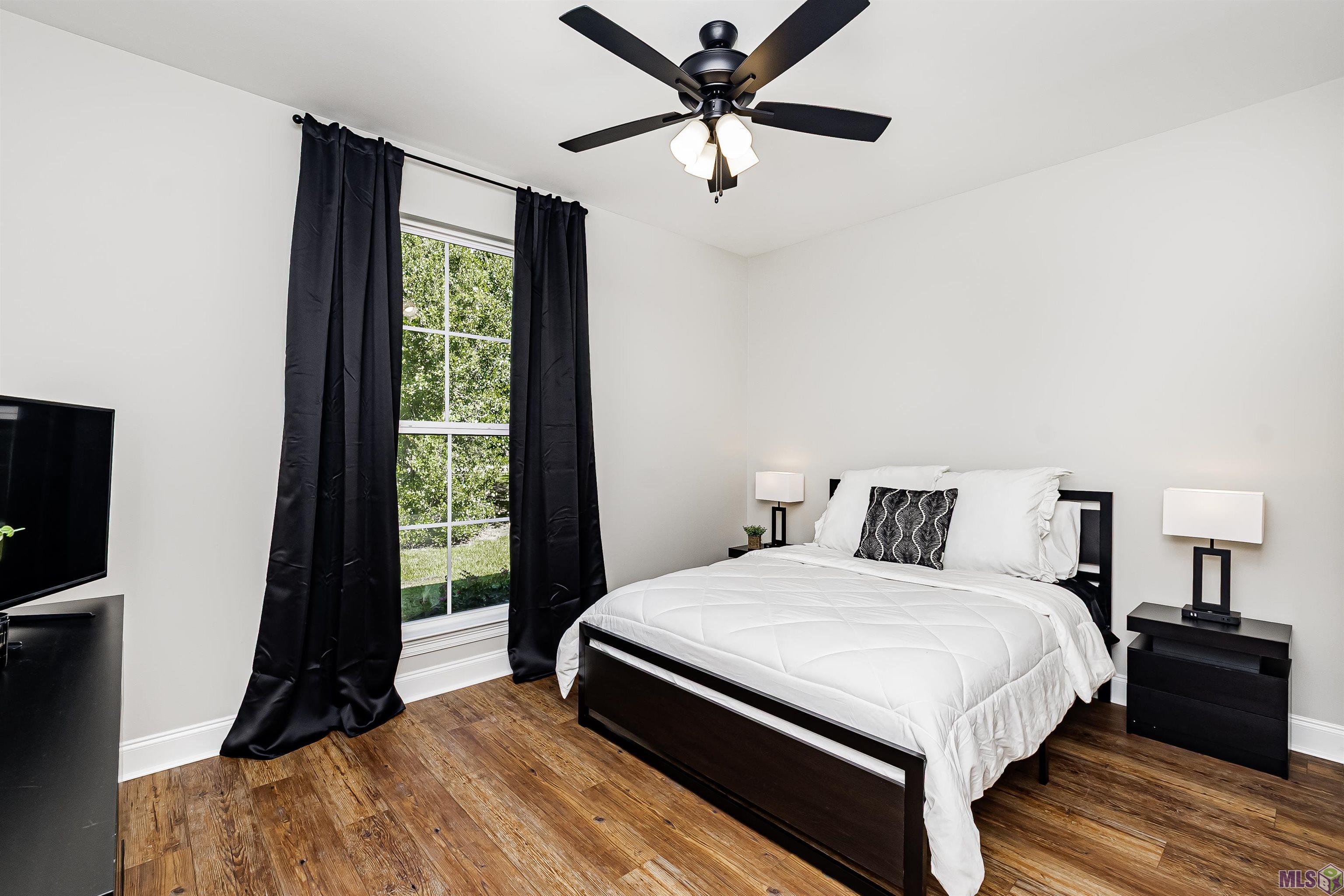 38327 Cornerview Road Gonzales, LA 70737 - Photo 24 of 43 Additional Bedroom