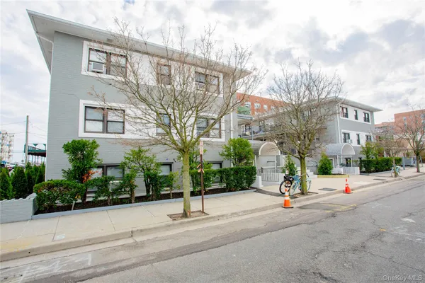 $2,000 | 470 East Broadway, Unit A5, Long Beach, NY 11561