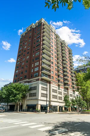 $475,000 | 5 East 14th Place, Unit 1304, Chicago, IL 60605
