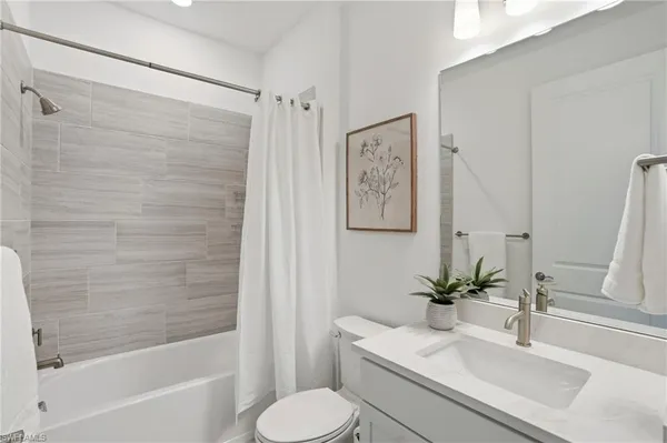 $649,900 | 1778 Terreno Boulevard, Naples, FL 34120