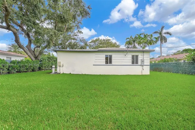 $1,295,000 | 11102 Northeast 9th Court, Biscayne Park, FL 33161