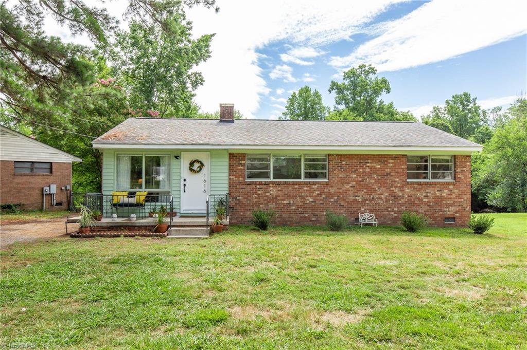 1616 Larkin Street High Point, NC 27262 - Photo 1 of 27 Gallery Image 1