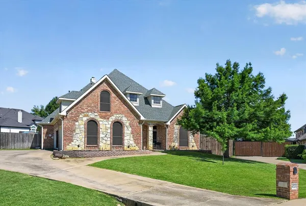 $699,900 | 9713 Corral Drive, Fort Worth, TX 76244