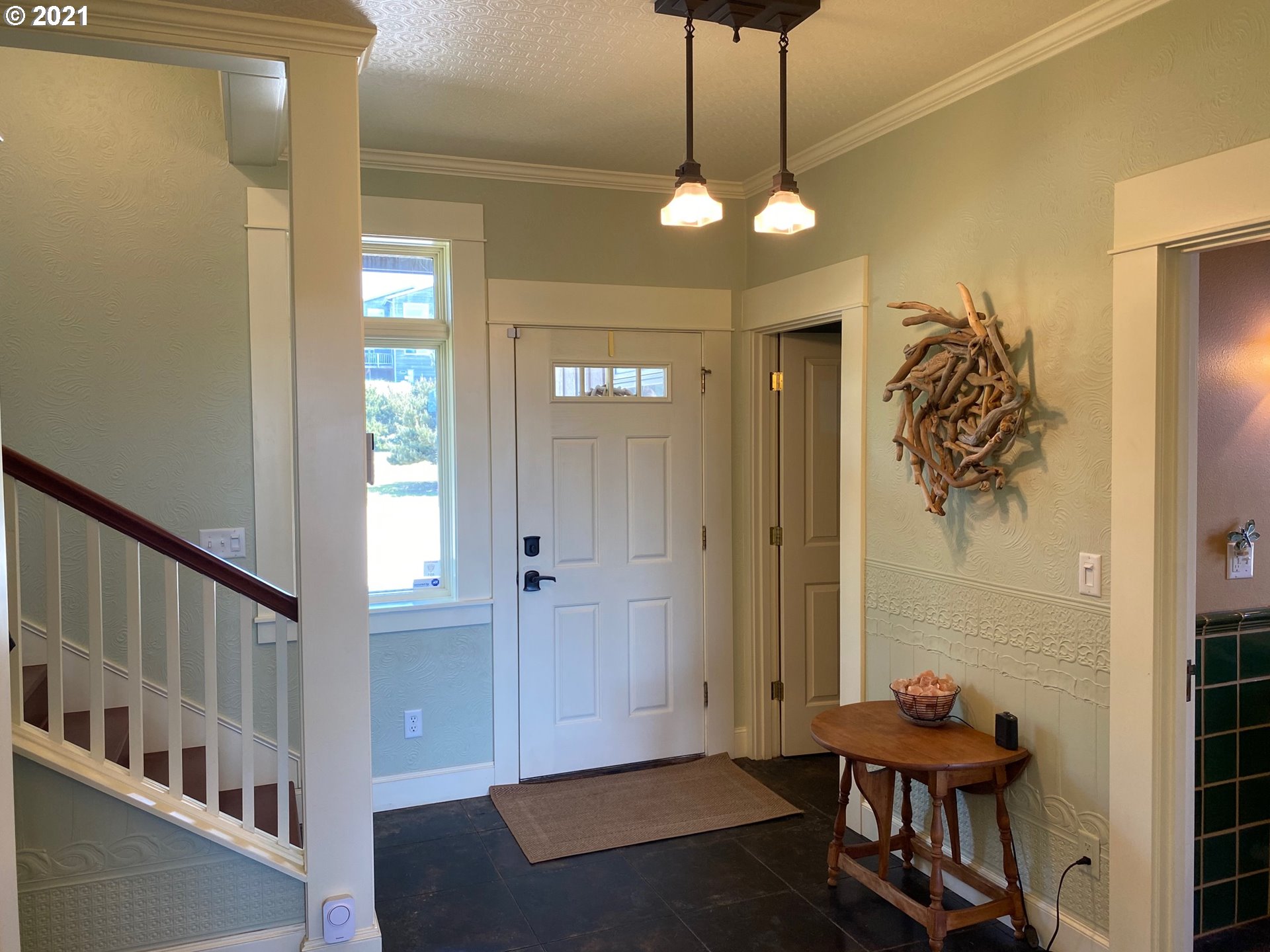 54218 Rohrer Road Bandon, OR 97411 - Photo 9 of 32 Gallery Image 9