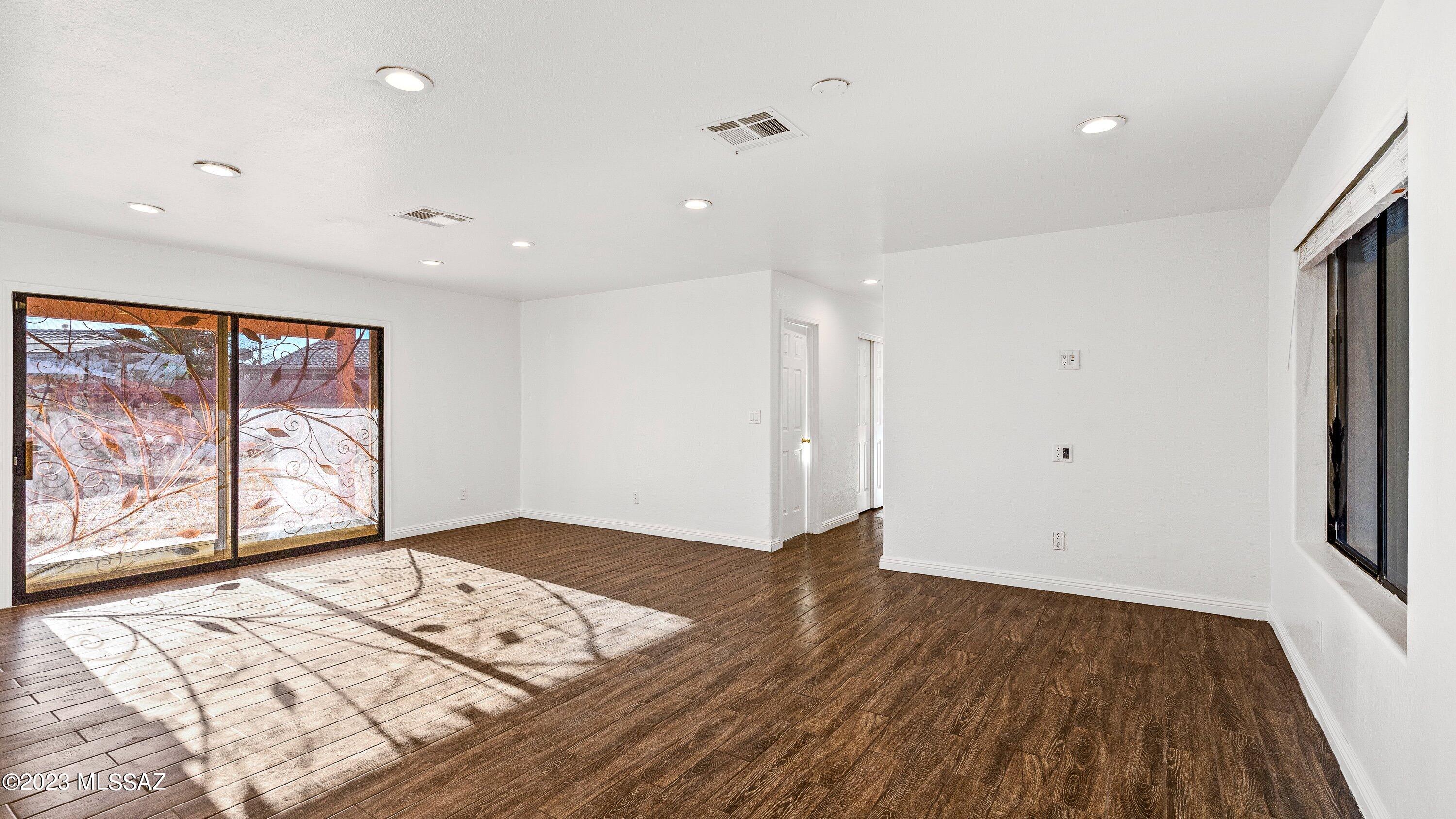 6428 Buckaroo Loop Tucson, AZ 85757 - Photo 12 of 31