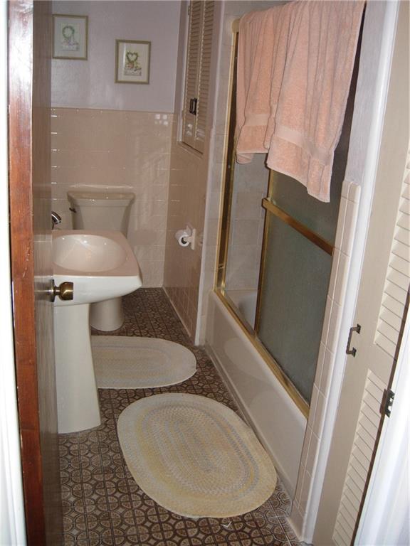 1920 Mickanin Road Irwin, PA 15642 - Photo 11 of 25 Gallery Image 11