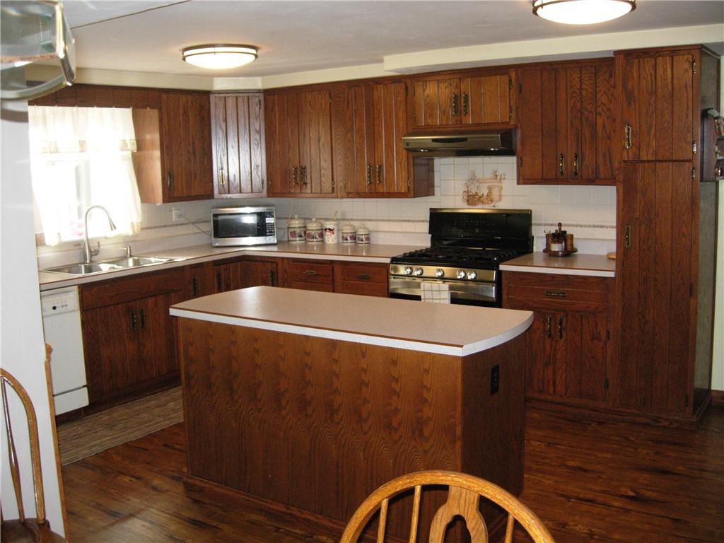 1920 Mickanin Road Irwin, PA 15642 - Photo 4 of 25 Gallery Image 4