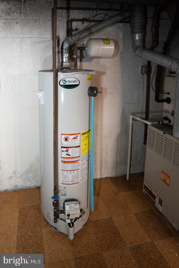 6523 Copperfield Road Baltimore, MD 21209 - Photo 27 of 37 Water Heater