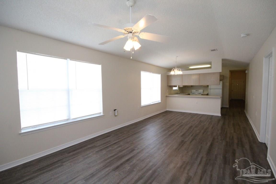3092 Flintlock Drive Pensacola, FL 32526 - Photo 3 of 18