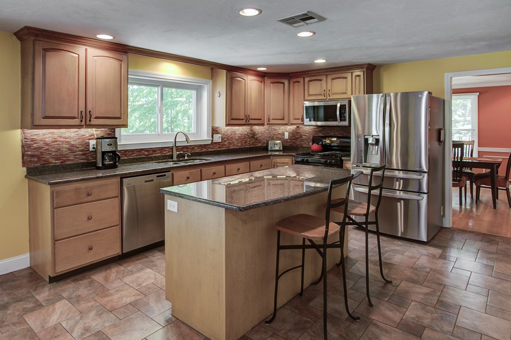 22 Cedar Farms Road Medway, MA 02053 - Photo 17 of 30 Gallery Image 17