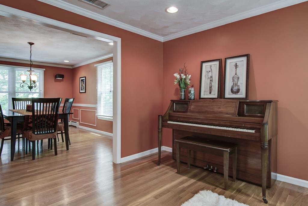 22 Cedar Farms Road Medway, MA 02053 - Photo 8 of 30 Gallery Image 8
