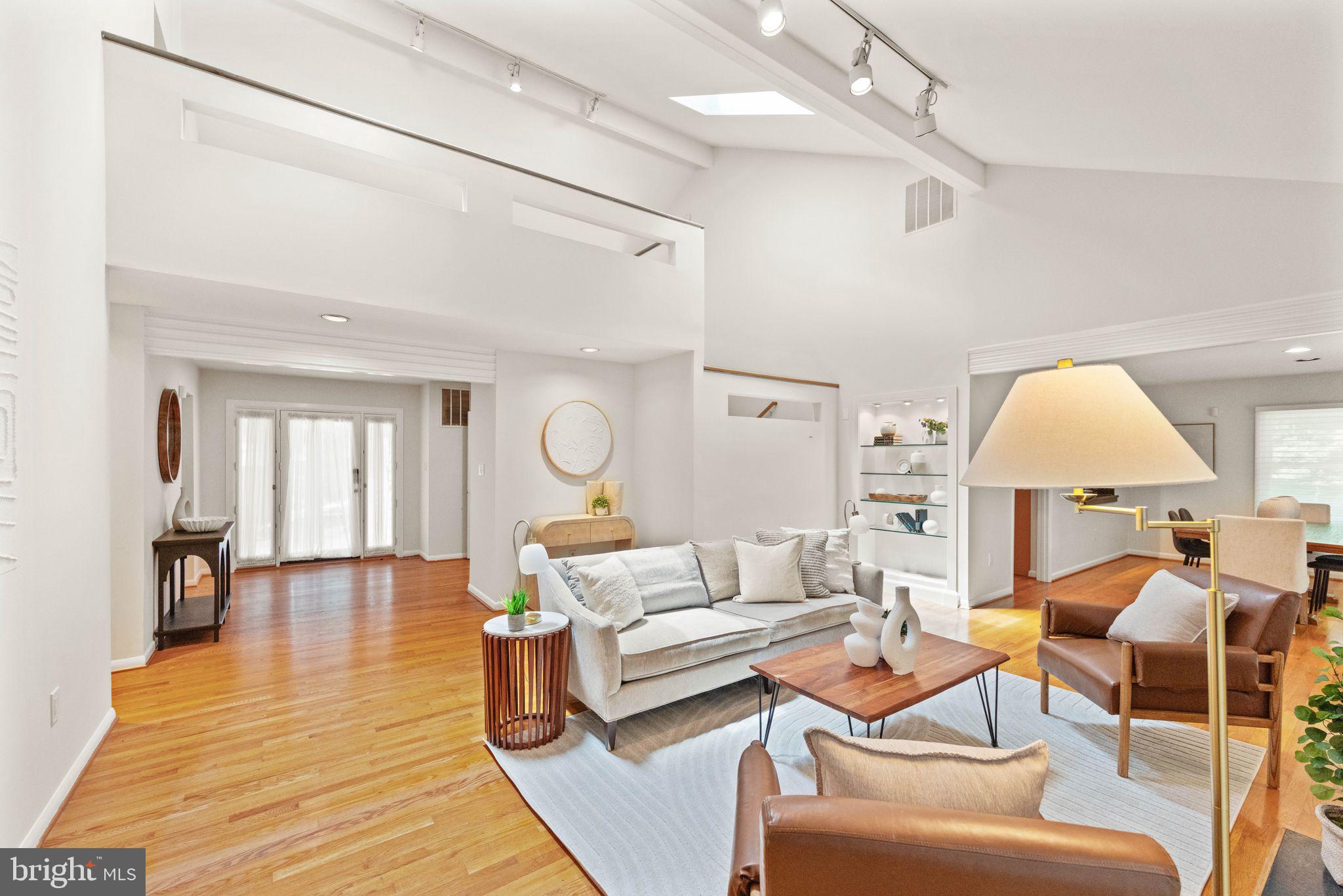 1925 Upper Lake Drive Reston, VA 20191 - Photo 16 of 88 Gallery Image 16
