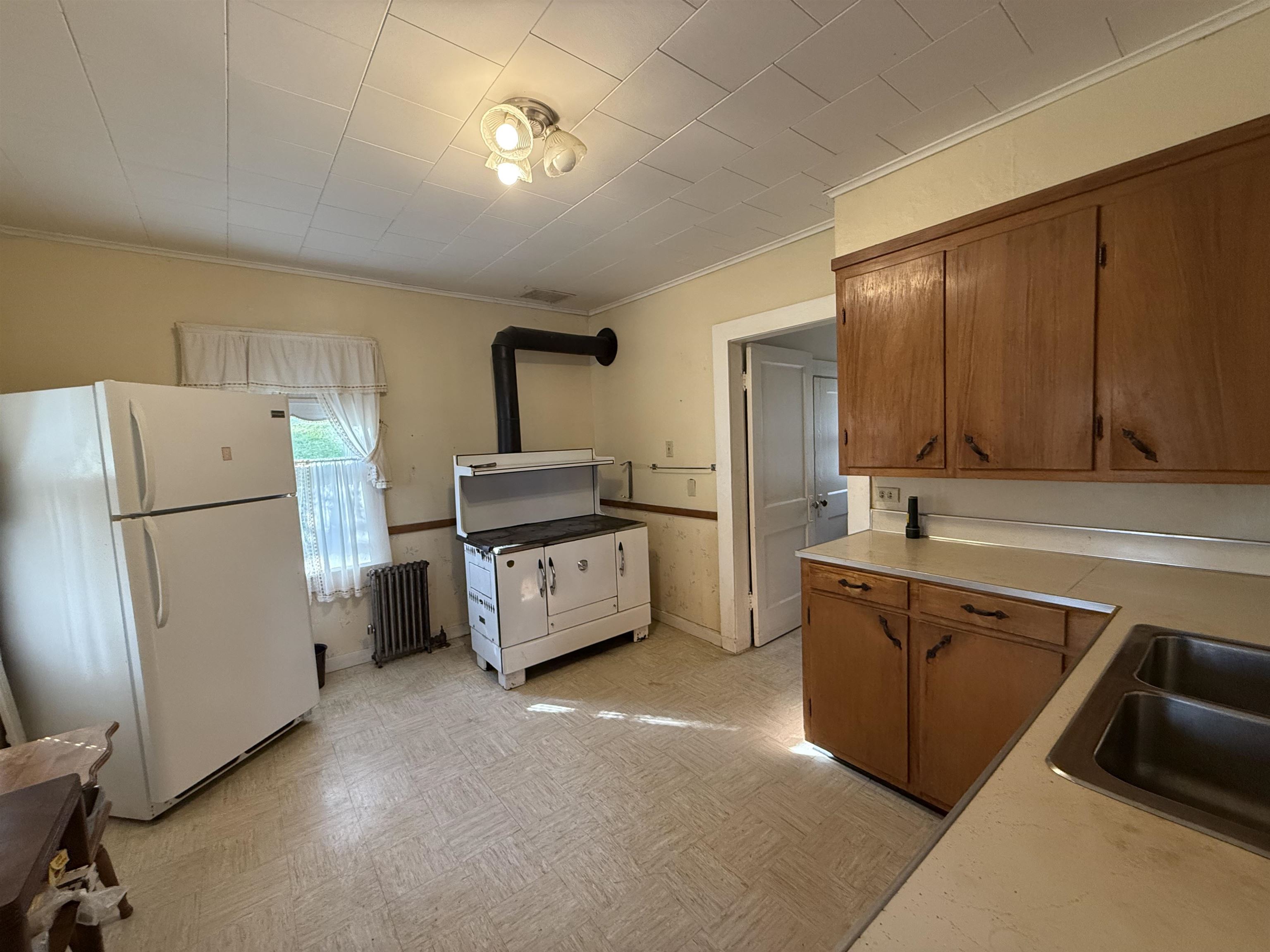3648 West Proctor Road Rutland Town, VT 05736 - Photo 6 of 26