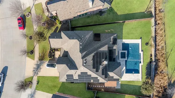 aerial view of houses with yard