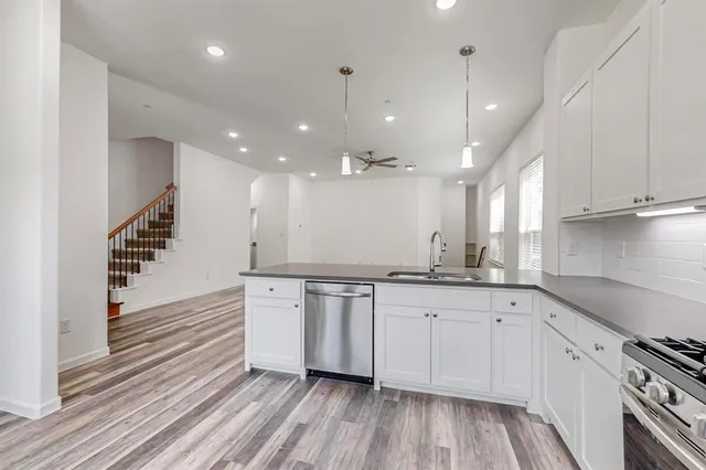 $2,850 | 287 Mule Deer Mews, Frisco, TX 75068