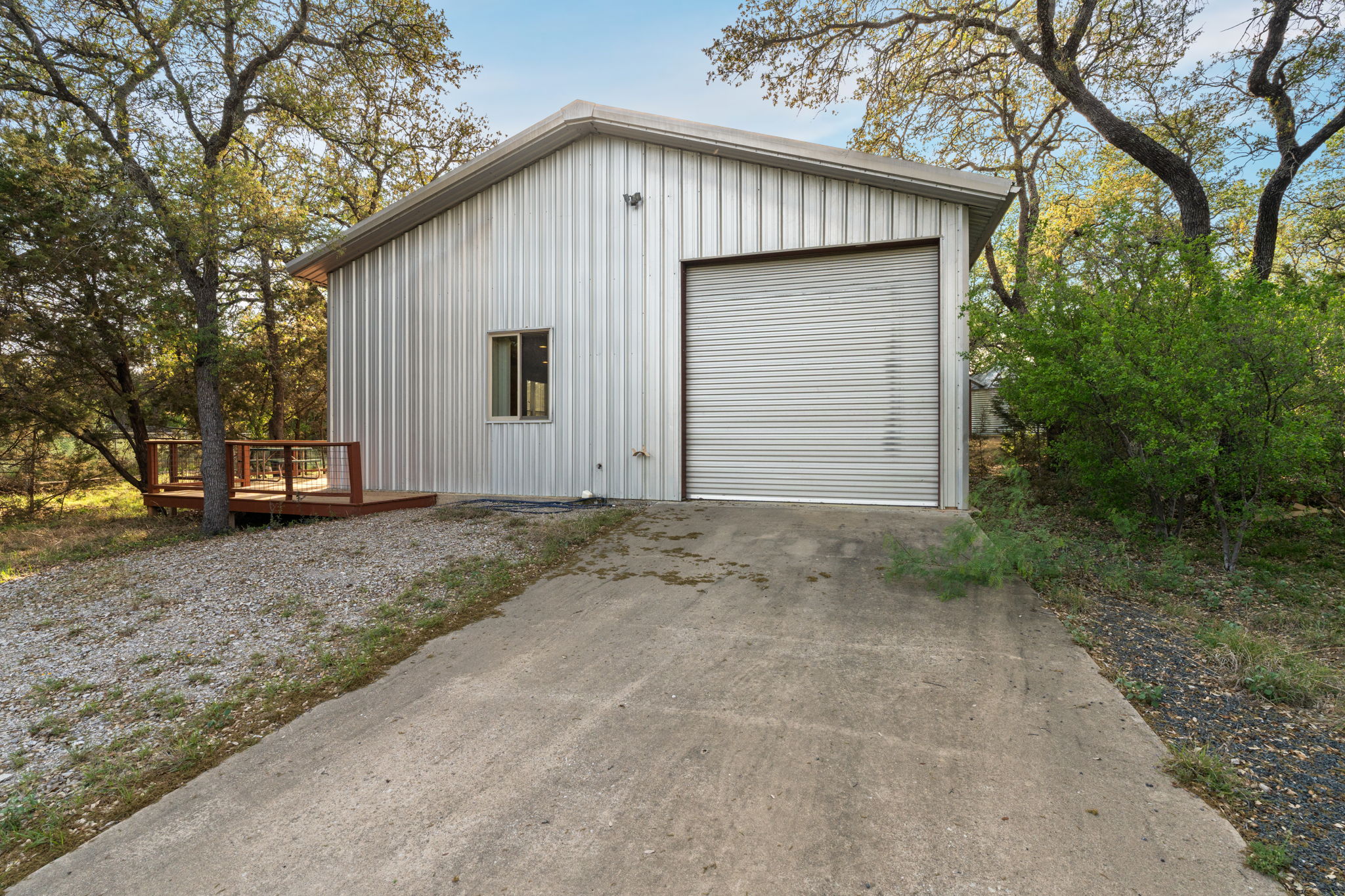 23426 Oscar Road Spicewood, TX 78669 - Photo 34 of 40 The guest house has an attached oversized/RV garage.