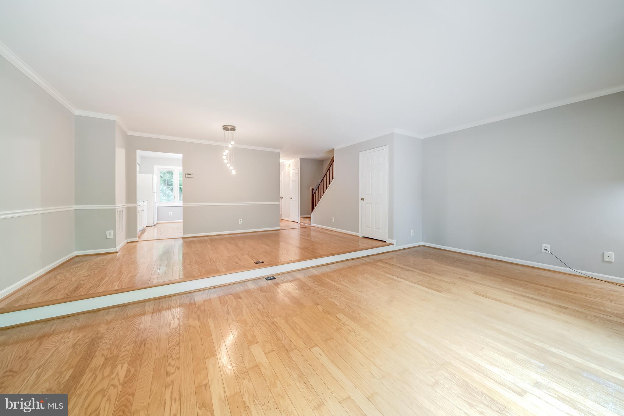 8609 Raglan Road Vienna, VA 22182 - Photo 13 of 83 LIVING & DINING