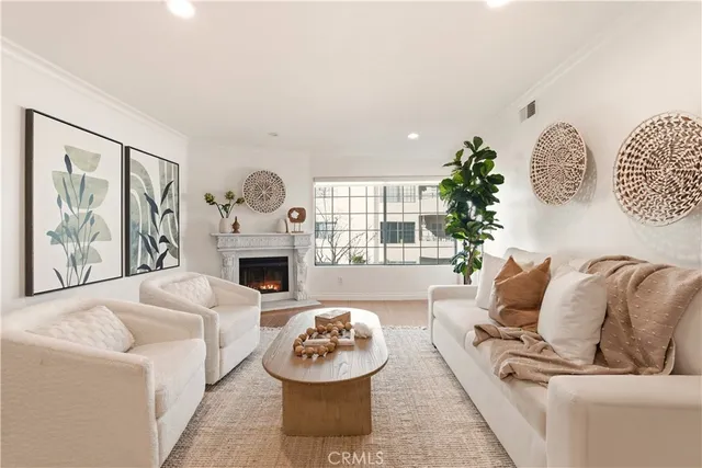 $529,000 | 27980 South Western Avenue, Unit 215, San Pedro, CA 90732