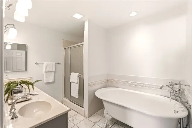 $529,000 | 27980 South Western Avenue, Unit 215, San Pedro, CA 90732