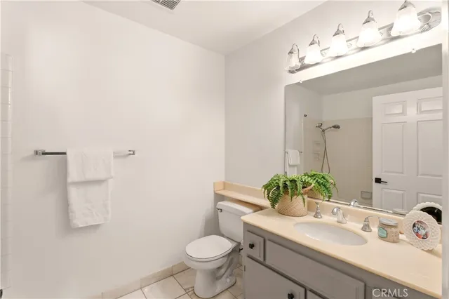 $529,000 | 27980 South Western Avenue, Unit 215, San Pedro, CA 90732