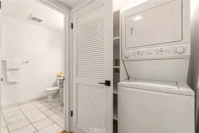 $529,000 | 27980 South Western Avenue, Unit 215, San Pedro, CA 90732