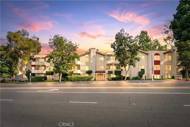 $529,000 | 27980 South Western Avenue, Unit 215, San Pedro, CA 90732