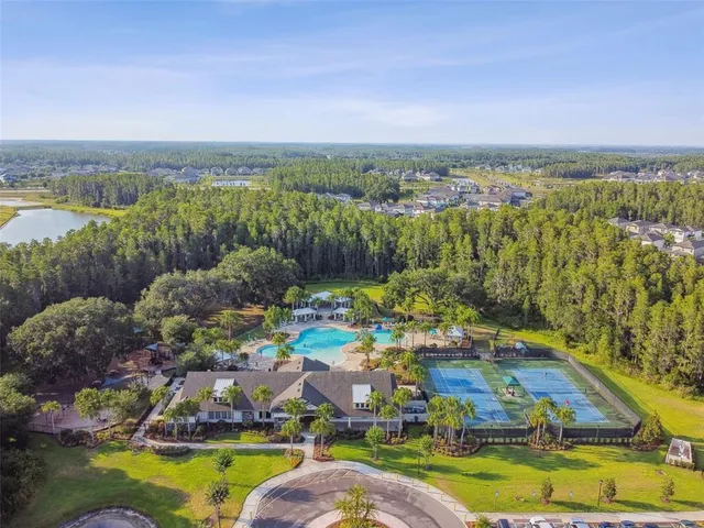 $990,000 | 19316 Eagle Crk Lane, Tampa, FL 33647