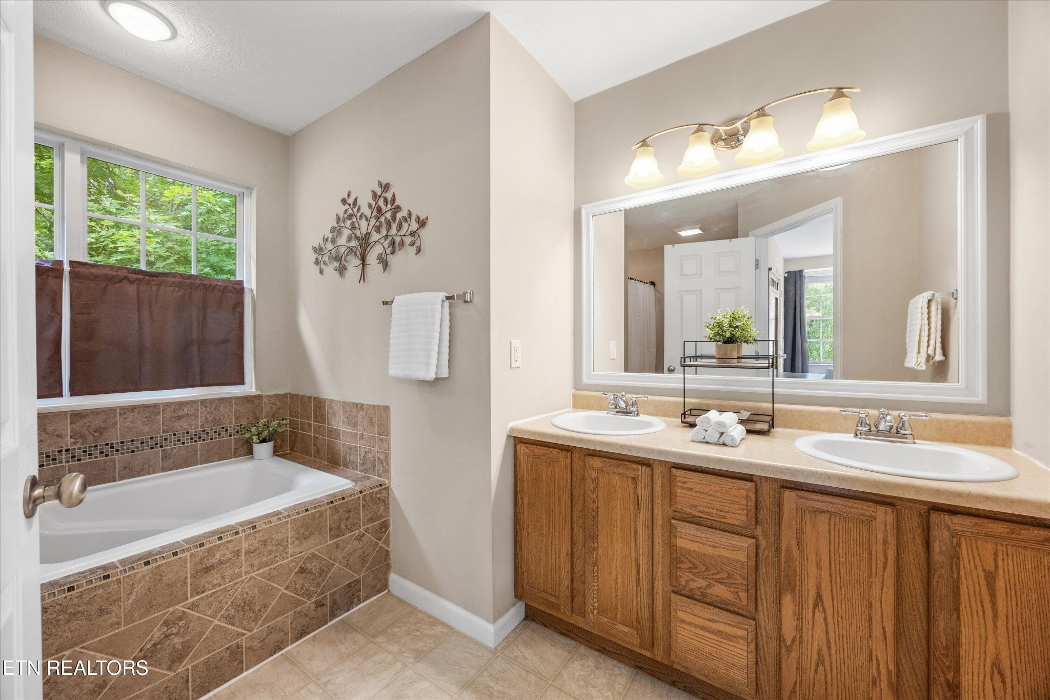 7204 Sunset Ridge Lane Knoxville, TN 37920 - Photo 25 of 38 Gallery Image 25
