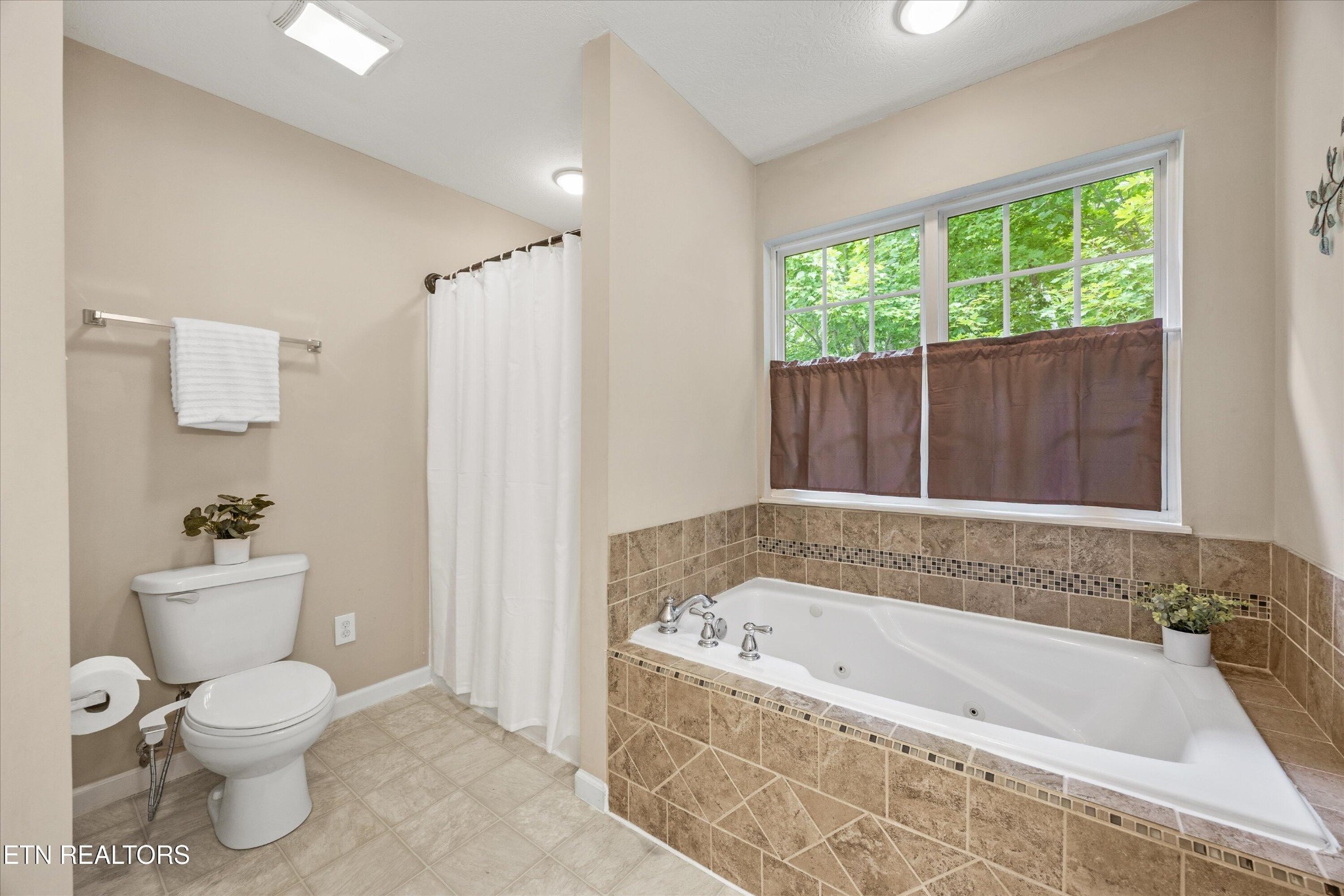 7204 Sunset Ridge Lane Knoxville, TN 37920 - Photo 26 of 38 Gallery Image 26
